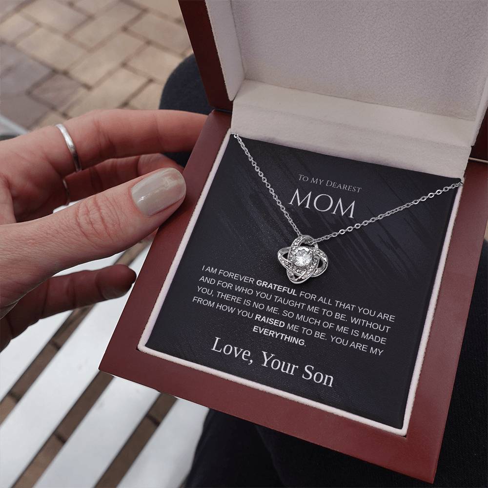 To My Dearest Mom - Love Knot Necklace - Mother's Day Gift